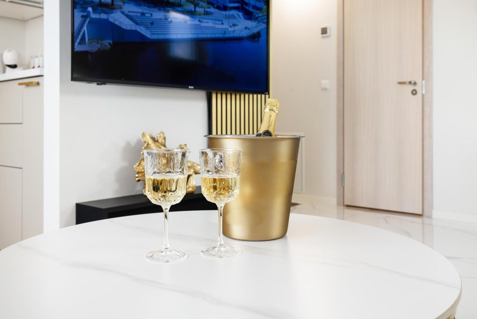 Fortune Apartments - River View, Contactless Тарту Экстерьер фото